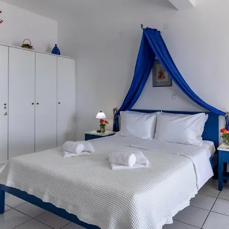 Sea View Finikas (Syros)