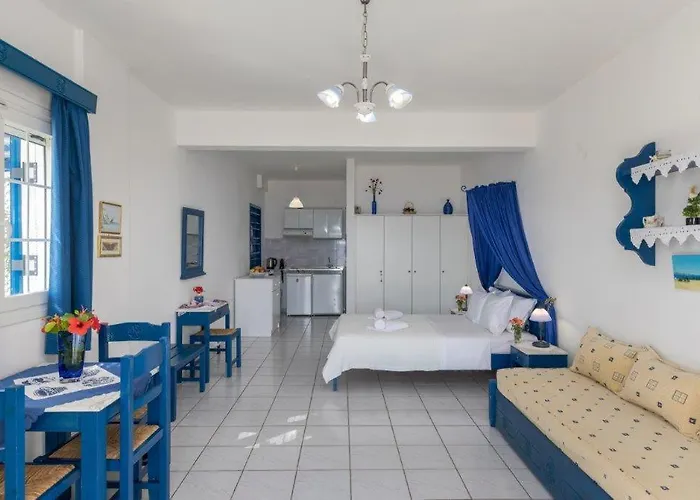 Sea View Finikas (Syros)