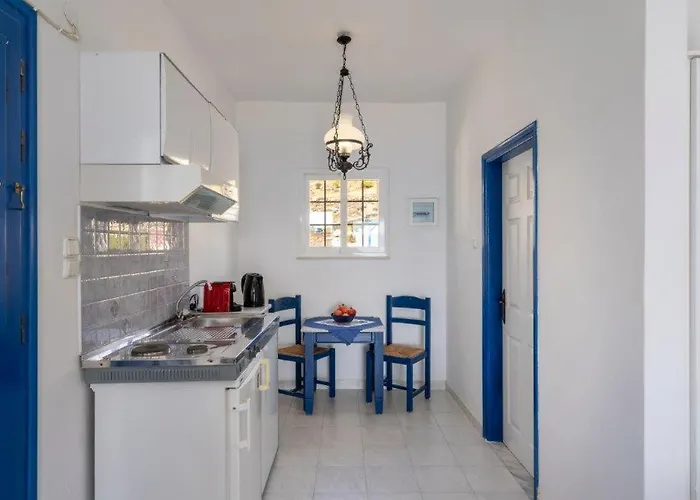 Sea View Finikas (Syros)