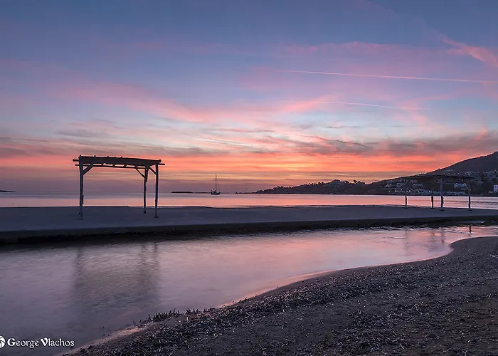 Sea View Finikas (Syros)
